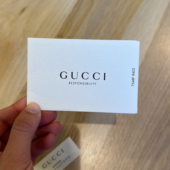 Gucci GG marmot chain bag in off white - Picture 3 of 13